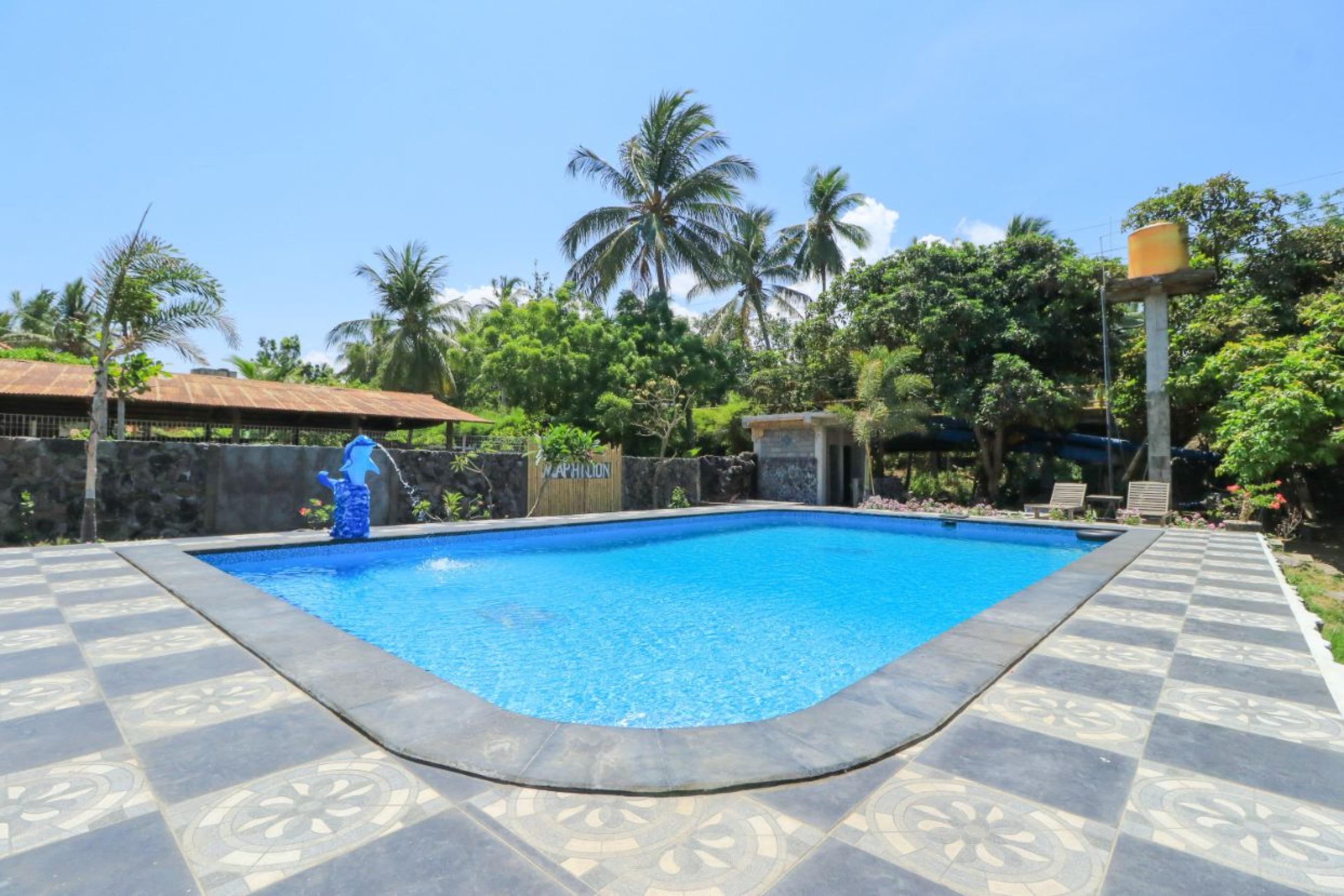 Hotel Tara Bar & Resto Air Sanih Kubutambahan  Exterior foto