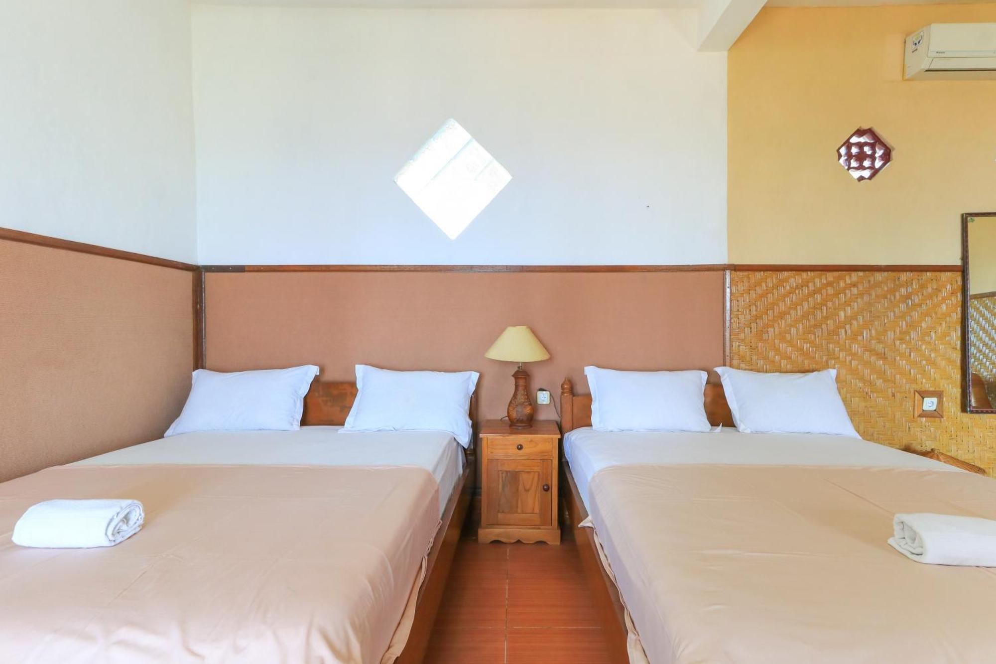 Hotel Tara Bar & Resto Air Sanih Kubutambahan  Zimmer foto